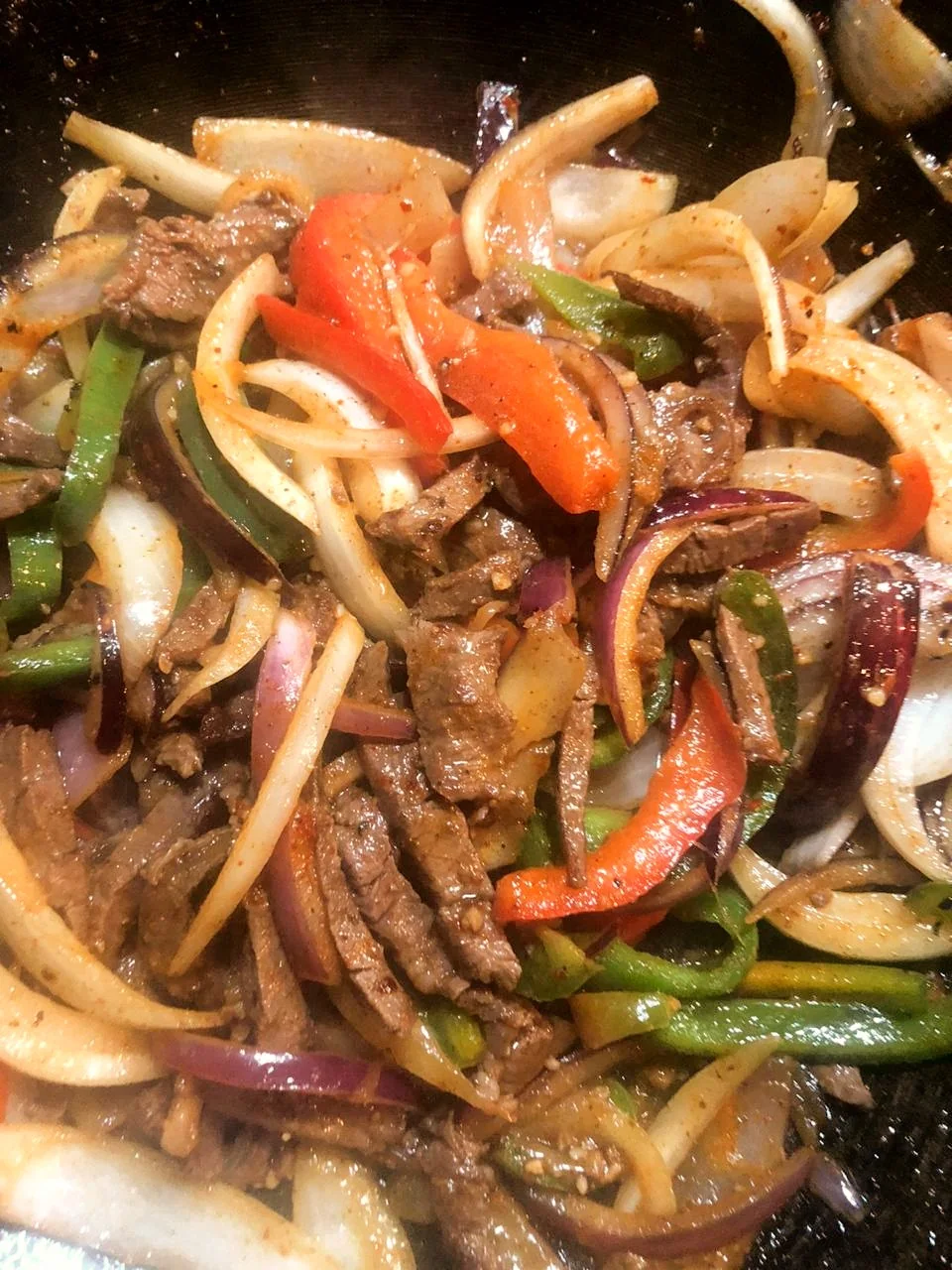 Relleno de carne y vegetales para fajitas